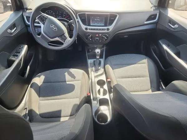 3KPC24A30KE063584 2019 HYUNDAI ACCENT - Image 8