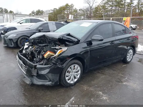 3KPC24A30KE064458 2019 HYUNDAI ACCENT - Image 2