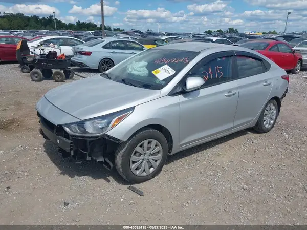 3KPC24A30KE064590 2019 HYUNDAI ACCENT - Image 2