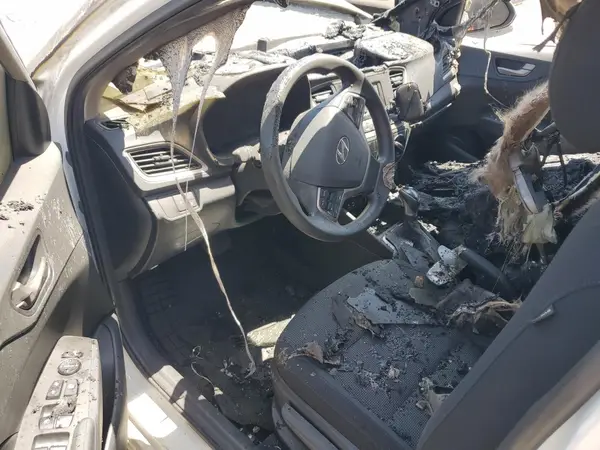 3KPC24A30KE070020 2019 HYUNDAI ACCENT - Image 8