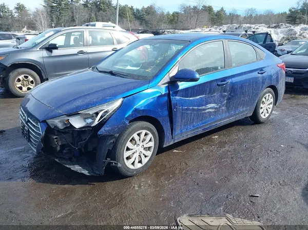 3KPC24A30KE070261 2019 HYUNDAI ACCENT - Image 2