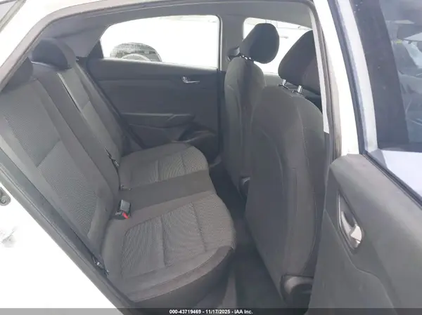 3KPC24A30KE072088 2019 HYUNDAI ACCENT - Image 8