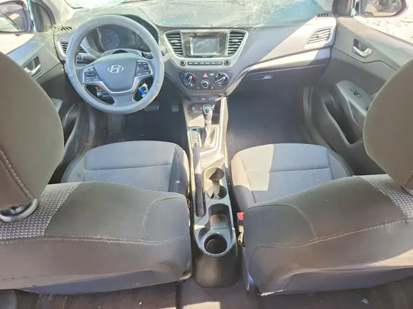 3KPC24A30KE077064 2019 HYUNDAI ACCENT - Image 8