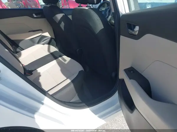 3KPC24A30KE077159 2019 HYUNDAI ACCENT - Image 8