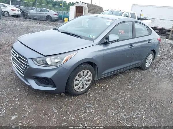 3KPC24A30KE077484 2019 HYUNDAI ACCENT - Image 2
