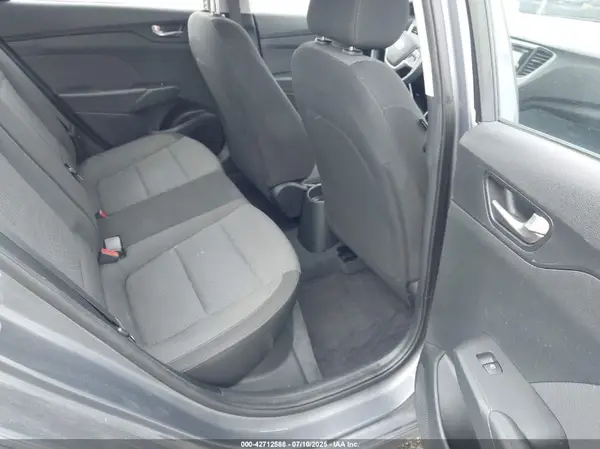 3KPC24A30KE077484 2019 HYUNDAI ACCENT - Image 8