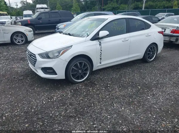 3KPC24A30KE080661 2019 HYUNDAI ACCENT - Image 2