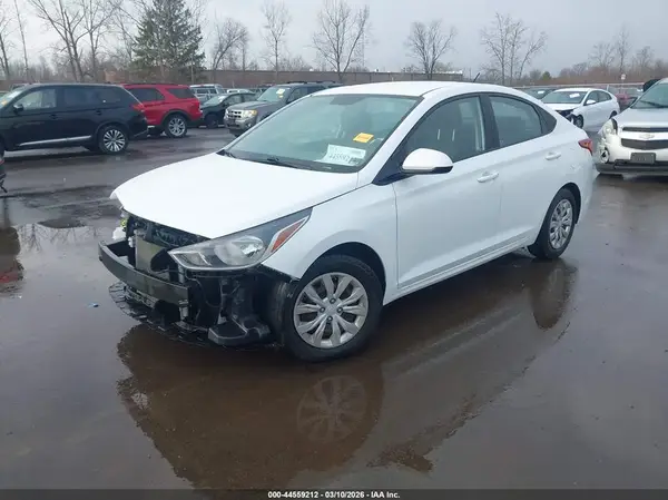 3KPC24A30KE086332 2019 HYUNDAI ACCENT - Image 2