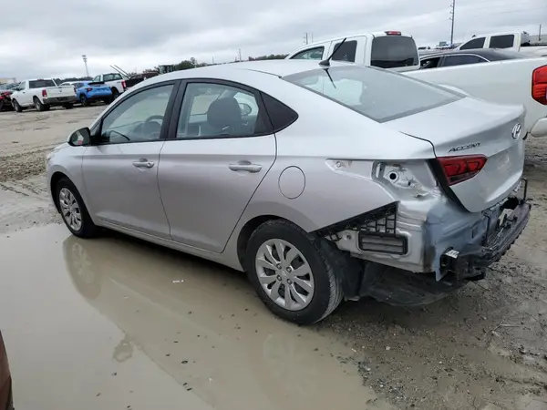 3KPC24A30KE087979 2019 HYUNDAI ACCENT - Image 2