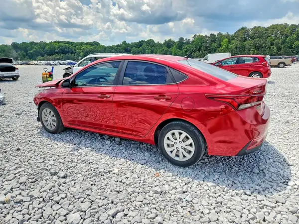 3KPC24A31JE005871 2018 HYUNDAI ACCENT - Image 2