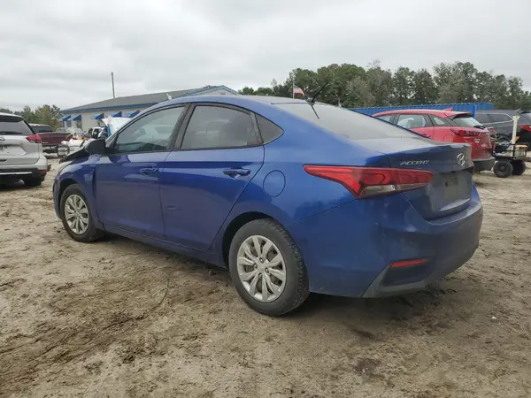 3KPC24A31JE007622 2018 HYUNDAI ACCENT - Image 2