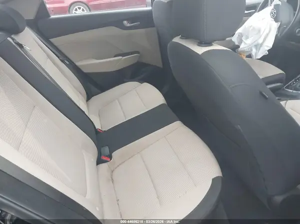 3KPC24A31JE011167 2018 HYUNDAI ACCENT - Image 8