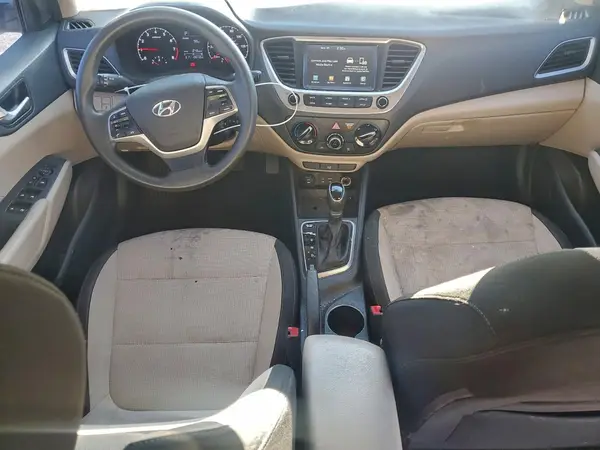3KPC24A31JE011184 2018 HYUNDAI ACCENT - Image 8