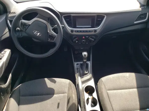 3KPC24A31JE014618 2018 HYUNDAI ACCENT - Image 8