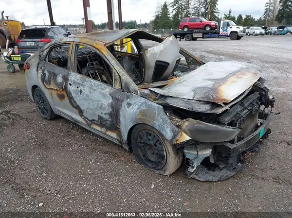 3KPC24A31JE020872 2018 HYUNDAI ACCENT - Image 1