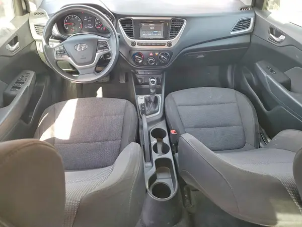 3KPC24A31JE023836 2018 HYUNDAI ACCENT - Image 8