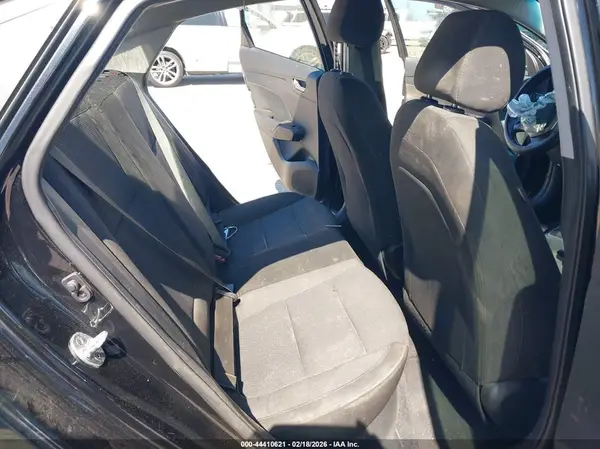 3KPC24A31KE038760 2019 HYUNDAI ACCENT - Image 8