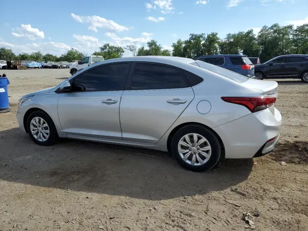 3KPC24A31KE039746 2019 HYUNDAI ACCENT - Image 2