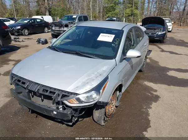 3KPC24A31KE040928 2019 HYUNDAI ACCENT - Image 2