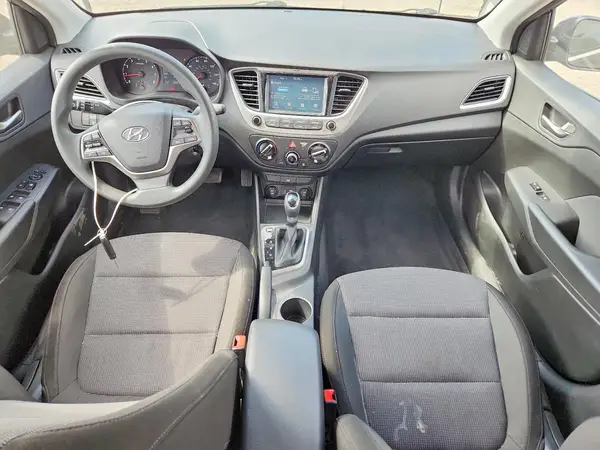 3KPC24A31KE046499 2019 HYUNDAI ACCENT - Image 8