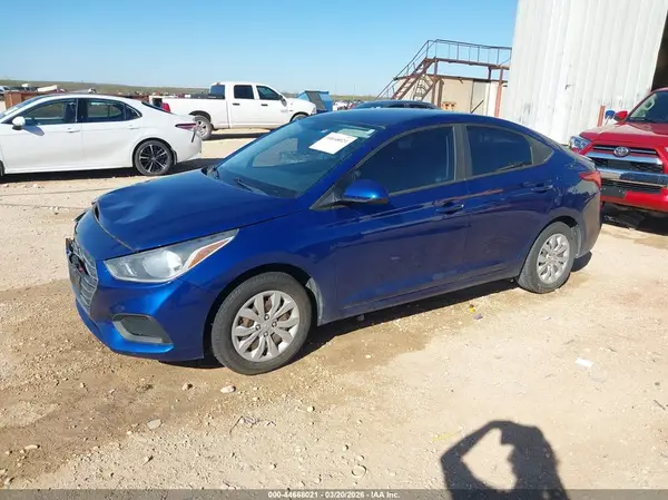 3KPC24A31KE057504 2019 HYUNDAI ACCENT - Image 2