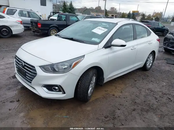 3KPC24A31KE058409 2019 HYUNDAI ACCENT - Image 2