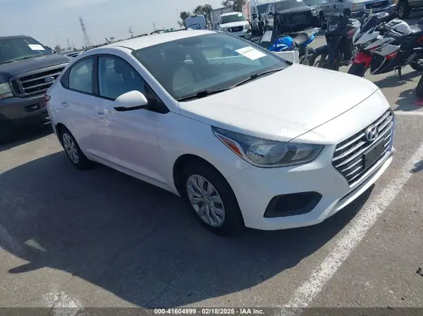 3KPC24A31KE060595 2019 HYUNDAI ACCENT - Image 1
