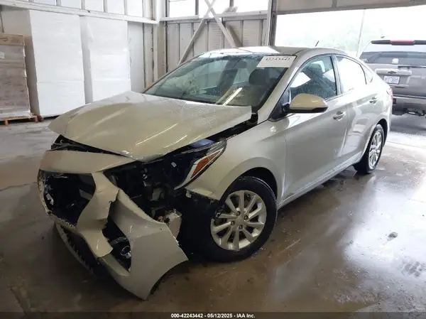 3KPC24A31KE061360 2019 HYUNDAI ACCENT - Image 2
