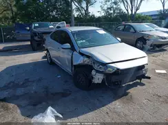 3KPC24A31KE065232 2019 HYUNDAI ACCENT