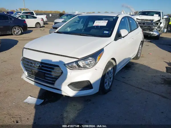 3KPC24A31KE067093 2019 HYUNDAI ACCENT - Image 2