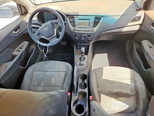 3KPC24A31KE068678 2019 HYUNDAI ACCENT - Image 8