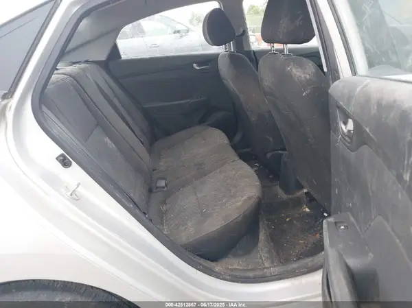 3KPC24A31KE079471 2019 HYUNDAI ACCENT - Image 8