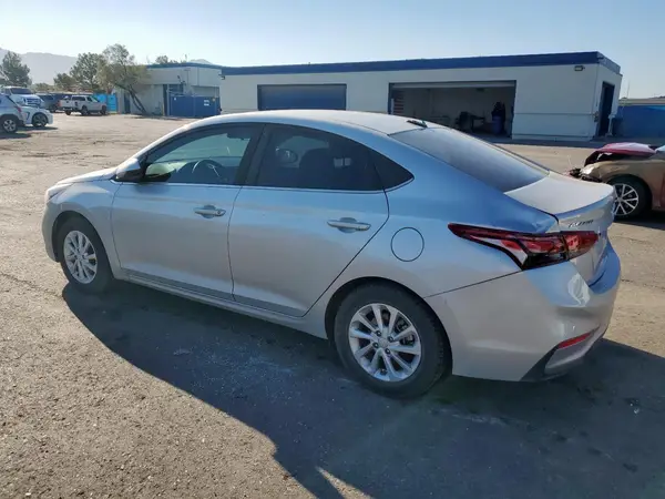 3KPC24A31KE080121 2019 HYUNDAI ACCENT - Image 2