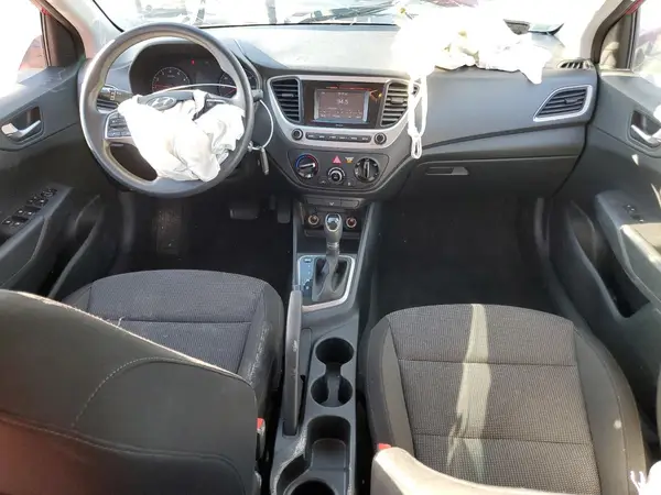 3KPC24A31KE084329 2019 HYUNDAI ACCENT - Image 8
