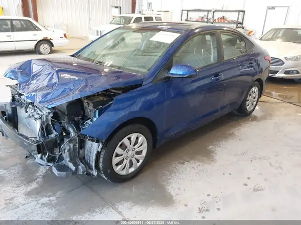 3KPC24A31KE085030 2019 HYUNDAI ACCENT - Image 2