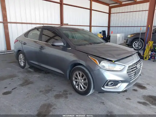 3KPC24A31KE087893 2019 HYUNDAI ACCENT - Image 1