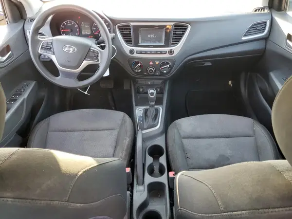 3KPC24A32JE005782 2018 HYUNDAI ACCENT - Image 8