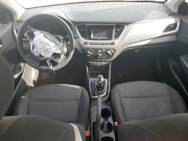 3KPC24A32JE011419 2018 HYUNDAI ACCENT - Image 8
