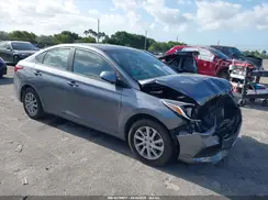 3KPC24A32JE011551 2018 HYUNDAI ACCENT