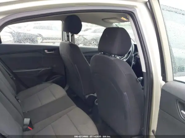 3KPC24A32JE012506 2018 HYUNDAI ACCENT - Image 8