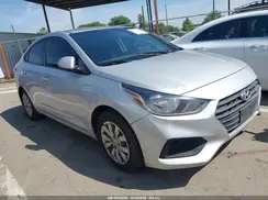 3KPC24A32JE012697 2018 HYUNDAI ACCENT