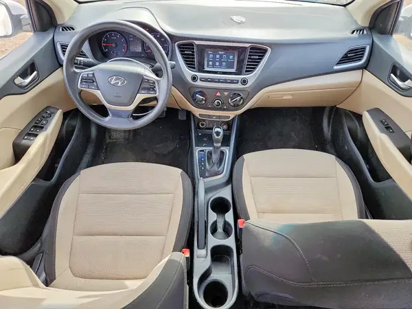 3KPC24A32JE017480 2018 HYUNDAI ACCENT - Image 8