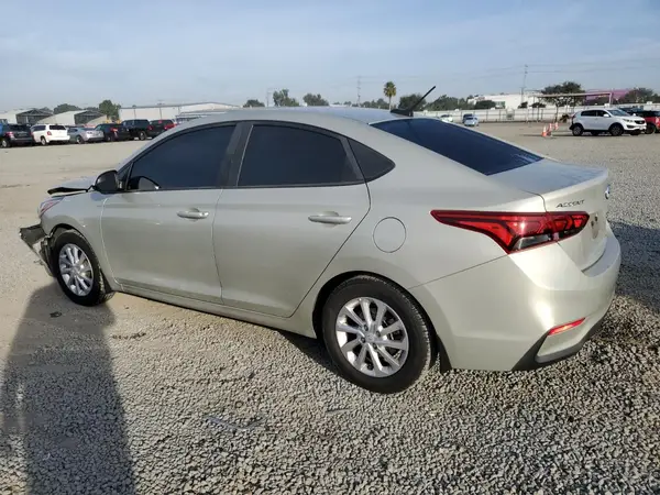 3KPC24A32JE021187 2018 HYUNDAI ACCENT - Image 2