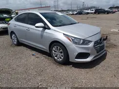 3KPC24A32JE021612 2018 HYUNDAI ACCENT