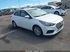 3KPC24A32JE024316 2018 HYUNDAI ACCENT