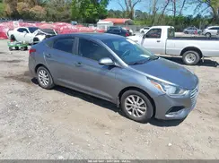 3KPC24A32JE026583 2018 HYUNDAI ACCENT