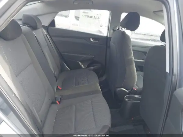 3KPC24A32JE029371 2018 HYUNDAI ACCENT - Image 8