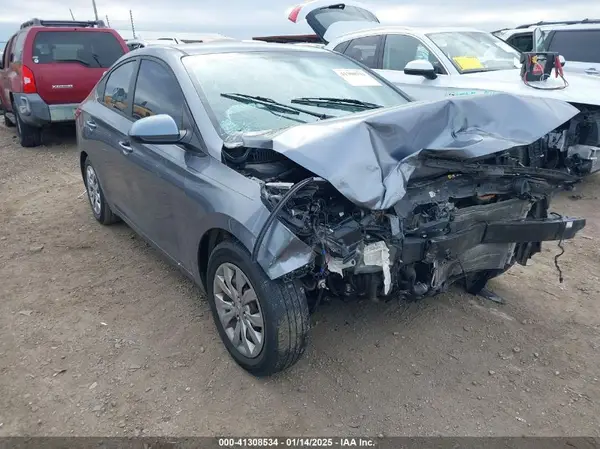 3KPC24A32JE031590 2018 HYUNDAI ACCENT - Image 1