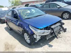 3KPC24A32JE033825 2018 HYUNDAI ACCENT