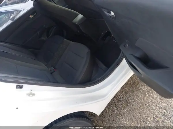 3KPC24A32JE034893 2018 HYUNDAI ACCENT - Image 8